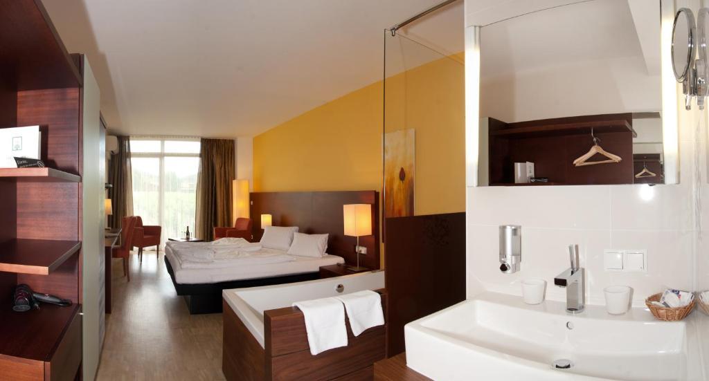 Weinresidenz Sonnleitner - Adults Only Hotel Furth bei Gottweig Kamer foto